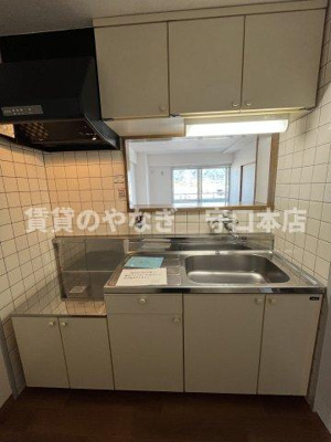 【キッチン】 | コーポ小林 | 見通し良く広々です