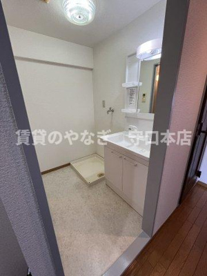 【洗面所】 | コーポ小林 | 洗濯パンも室内です♪