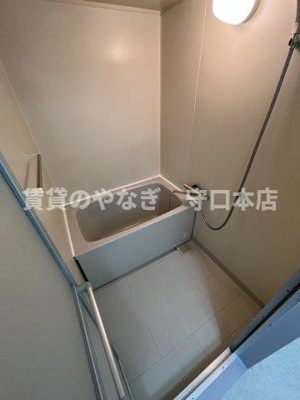 【浴室】 | コーポ小林 | ゆったり過ごせるお風呂です