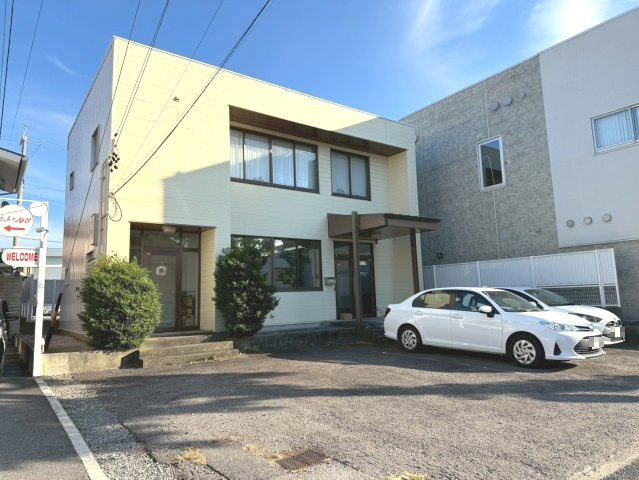 三崎町 プリモビルの外観