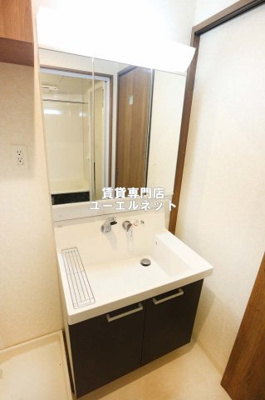 【独立洗面台】 | ガルデン穂波 | 清潔感ある独立洗面台で毎日気持ちよく♪