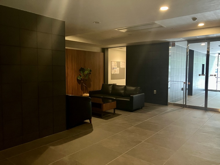 グランスイート八丁堀のロビー