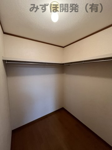 山形市高原町239-233の収納|主寝室の収納