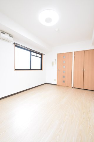 大阪市都島区都島北通２丁目の賃貸マンションの寝室