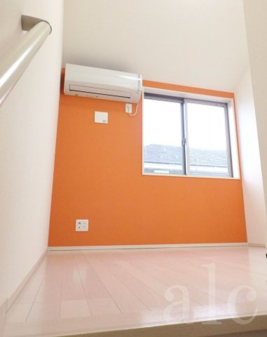 サークルハウス新中野壱番館の居間・リビング|※別部屋参照