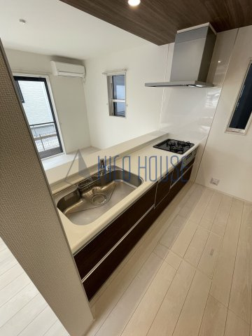 BLOOMING MAISON川越市寺尾1号棟 のキッチン