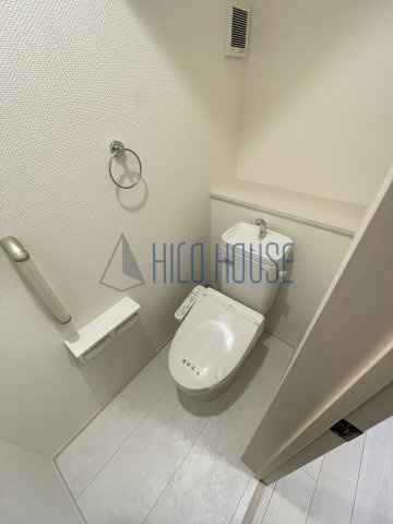 BLOOMING MAISON川越市寺尾1号棟 のトイレ
