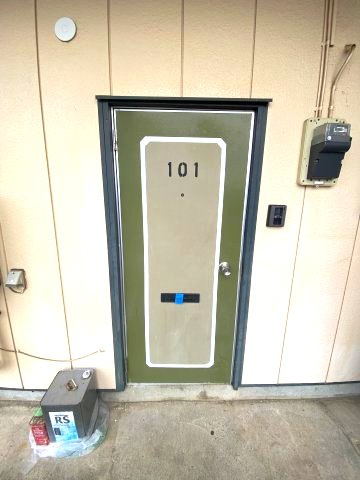 コーポアサノの玄関