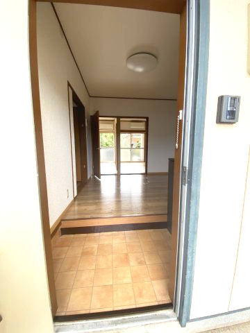 コーポアサノの玄関