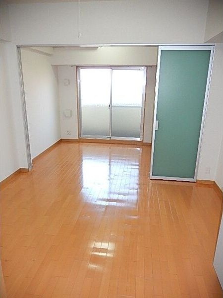 ONE ROOF FLAT TENJINBASHIの居間・リビング