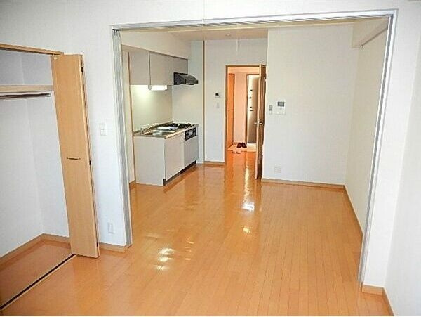 ONE ROOF FLAT TENJINBASHIの洋室