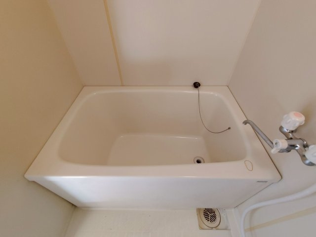 日生ビルの浴室