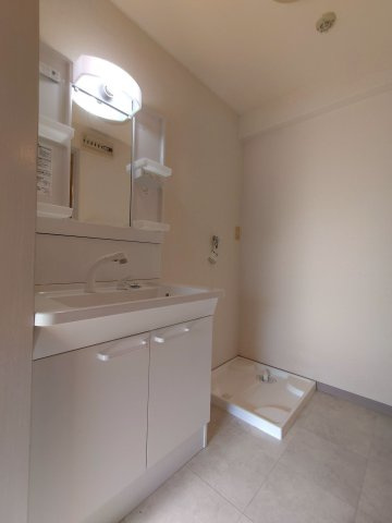 日生ビルの洗面所