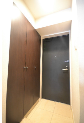 フォレシティ神田須田町の玄関