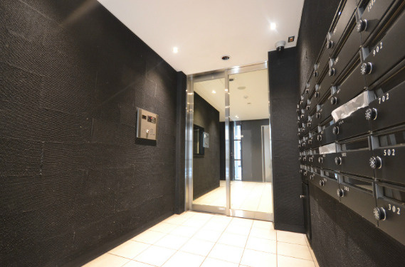 フォレシティ神田須田町のロビー