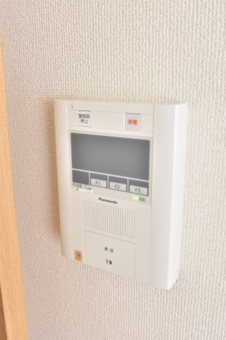 大阪市城東区成育２丁目の賃貸マンションのセキュリティ