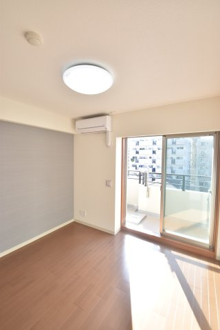 大阪市都島区都島北通２丁目の賃貸マンションの寝室