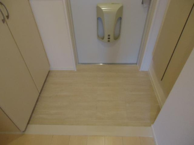 【玄関】 | ユニヴェール箕面 | 玄関