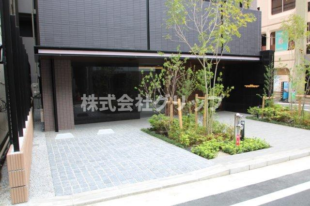 クレイシアIDZ鶴見ステーションサイトのエントランス