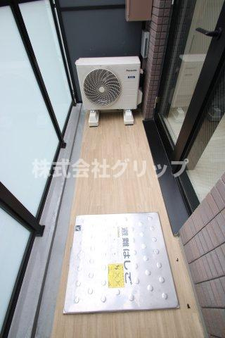 クレイシアIDZ鶴見ステーションサイトのバルコニー