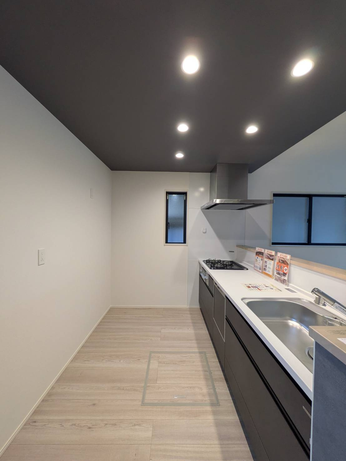 岡山市南区あけぼの町 2期のキッチン|◆キッチン内の様子です。