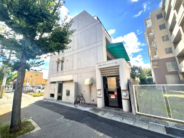 ハローグリーンハイツ岡本の外観