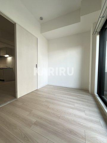 エムブイインプ大阪放出の洋室