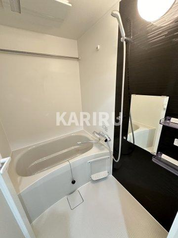 エムブイインプ大阪放出の浴室