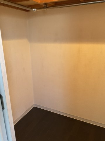 エスリード伏見桃山壱番館の収納