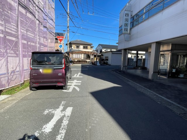 新築戸建・新築建売　深谷市上柴町西第5　上柴西小・上柴中の前面道路含む現地写真