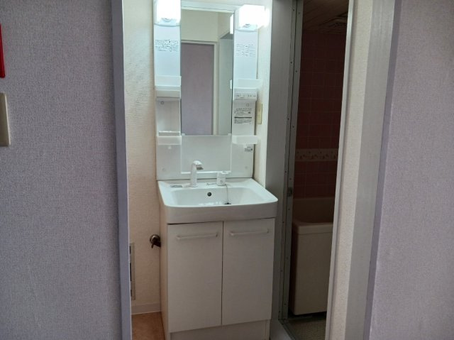 【独立洗面台】