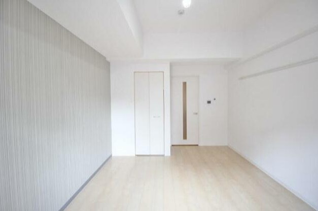 レザンジュ業平の寝室