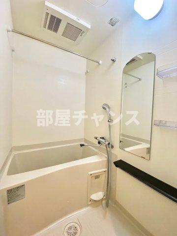 プレサンス金山デュアルの浴室