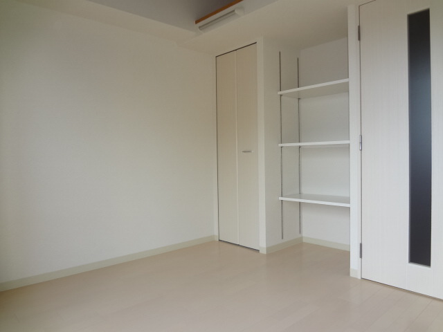 エステムコート神戸県庁前4グランディオの居間・リビング