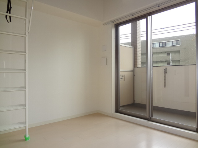 エステムコート神戸県庁前4グランディオの居間・リビング