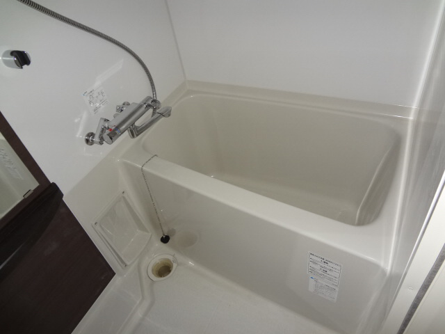 エステムコート神戸県庁前4グランディオの浴室