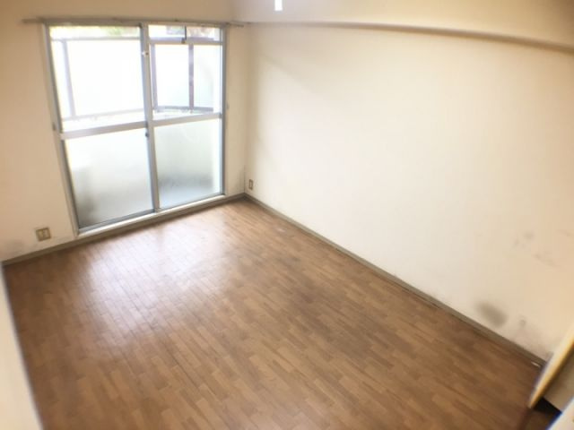 ダイドーメゾン御影２の居間・リビング