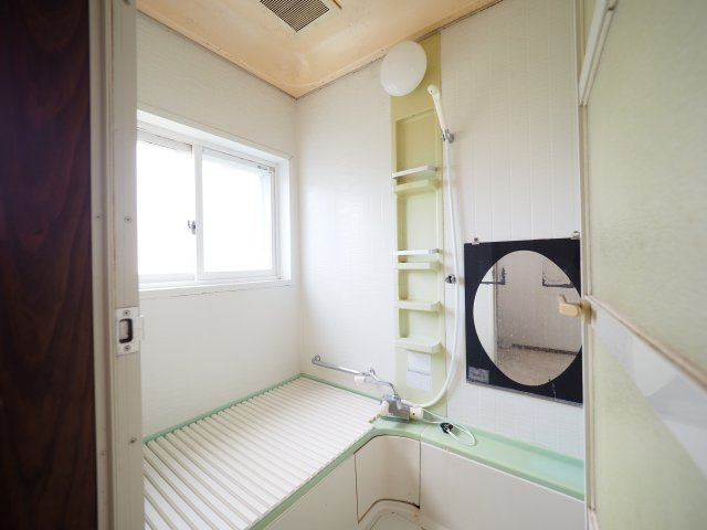 【その他】 | 【中古戸建住宅】横手市婦気 築古住宅 こちらの物件＋DIY・リフォームはいかがでしょうか 横手南小学校区の5LDK車庫、駐車スペース、庭スペース