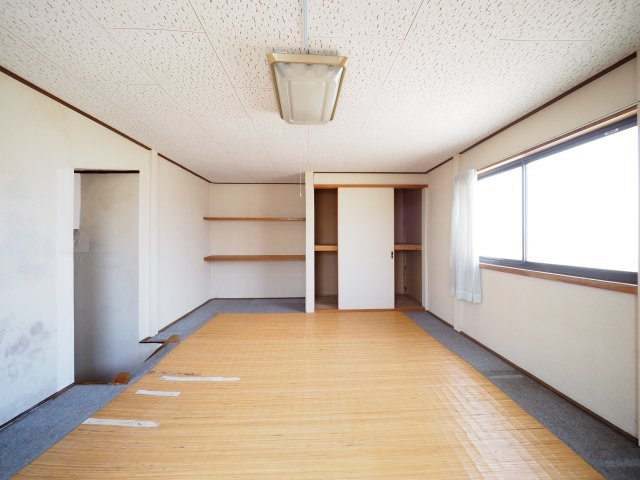 【その他】 | 【中古戸建住宅】横手市婦気 築古住宅 こちらの物件＋DIY・リフォームはいかがでしょうか 横手南小学校区の5LDK車庫、駐車スペース、庭スペース