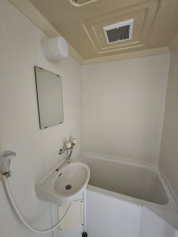 ルミエール松本の浴室