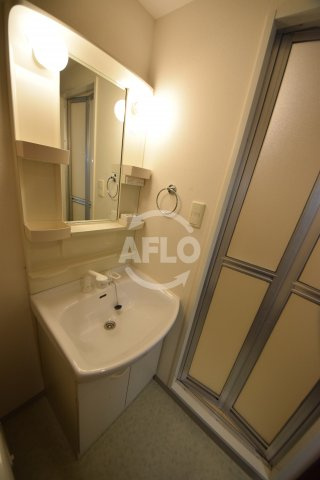 東小橋Ⅱ番館の独立洗面台|東小橋Ⅱ番館　独立洗面台