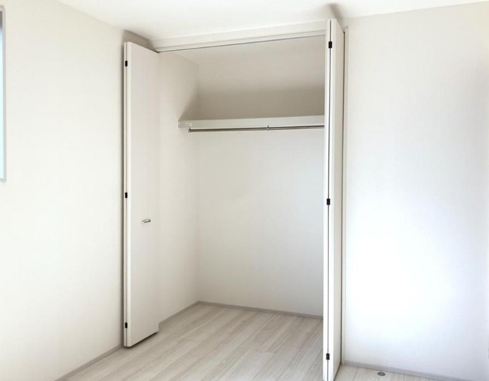 【新築】鶴ヶ島市富士見新築分譲住宅 １号棟の収納|便利な収納スペースです