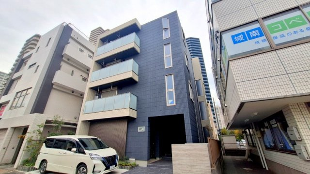 ＰＯＬＡＲＩＳ新都心の外観