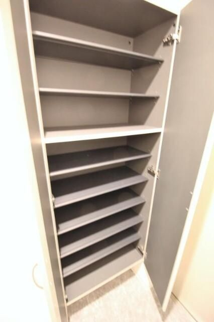 ホヌオハマのその他|シューズボックス