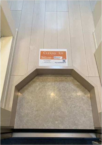 マノンフラット浅草橋の玄関