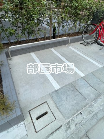 ステージファースト上野松が谷アジールコートのその他共用部分|バイク置き場