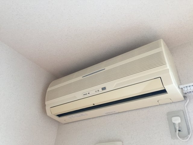プチ・エトワールの設備|エアコン