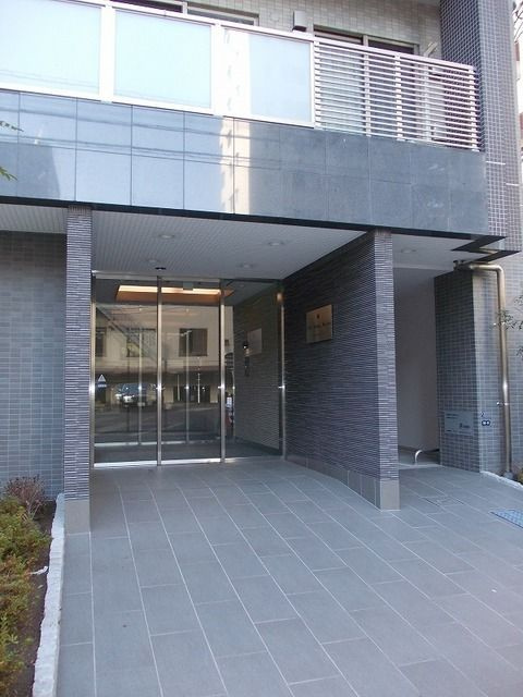 木場ビクトリーマンションのエントランス