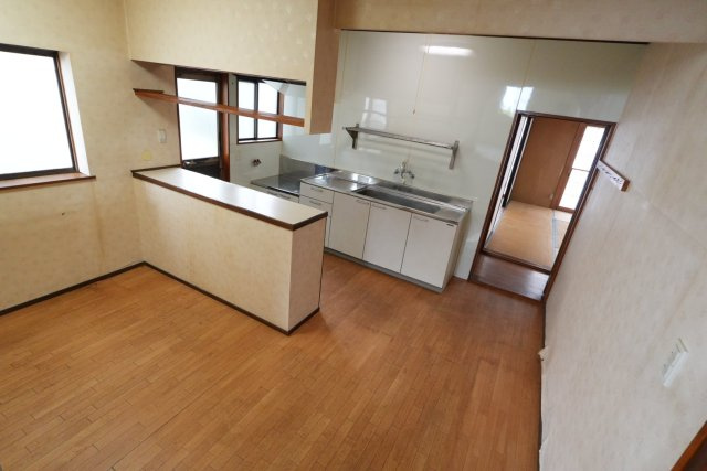 【中古住宅】山形市飯塚町戸建のキッチン