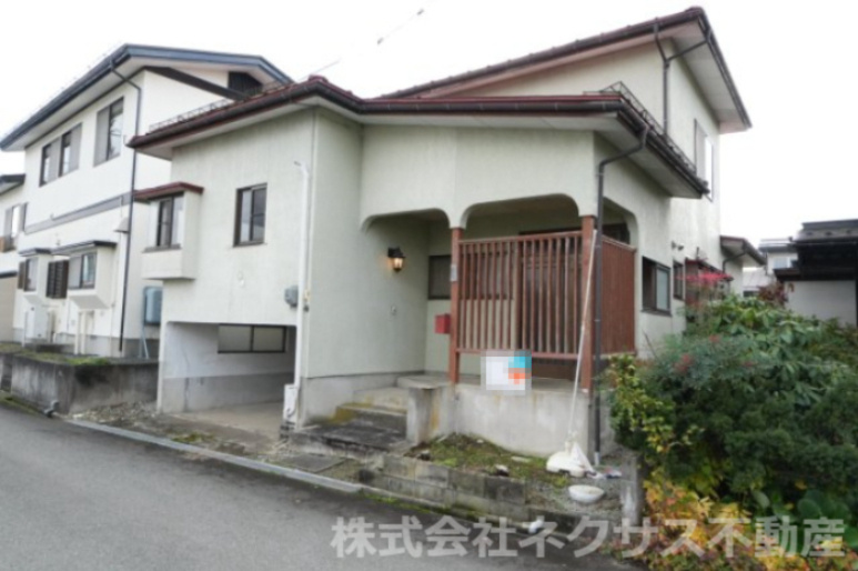 【中古住宅】山形市飯塚町戸建の外観